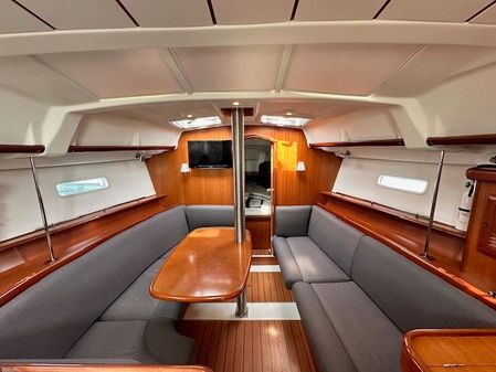 Beneteau OCEANIS-373 image