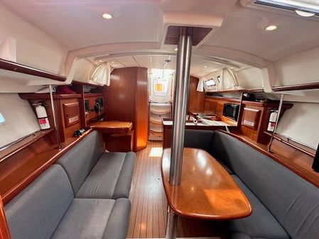 Beneteau OCEANIS-373 image