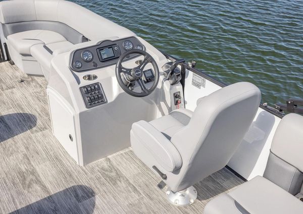 Bentley-pontoons LE-180-CR image