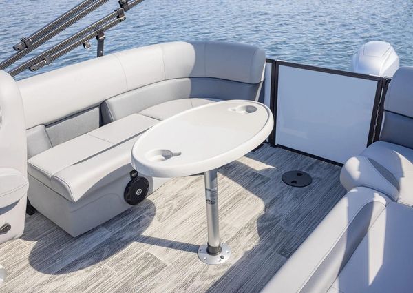 Bentley-pontoons LE-180-CR image