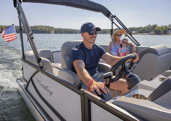 Bentley-pontoons LE-180-CR image