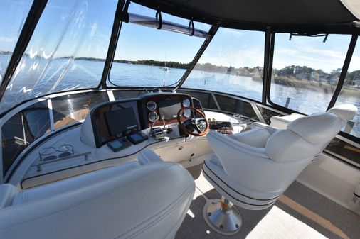 Sea Ray 44 Sedan Bridge image