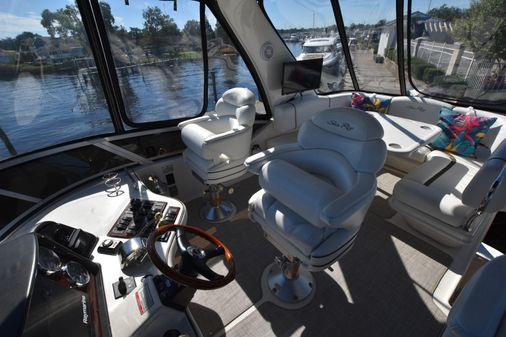 Sea Ray 44 Sedan Bridge image