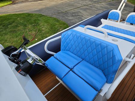 Custom TENDER-700 image