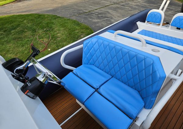 Custom TENDER-700 image