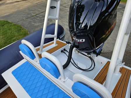 Custom TENDER-700 image