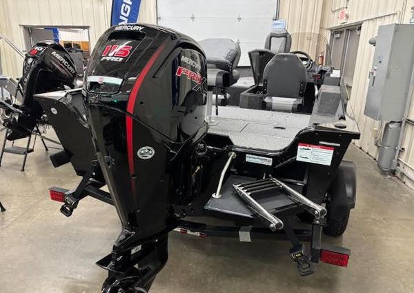 Lowe FM-1775-SC-TOURNAMENT-SIDE-CONSOLE image