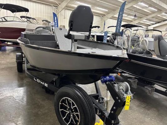 Lowe FM-1775-SC-TOURNAMENT-SIDE-CONSOLE - main image