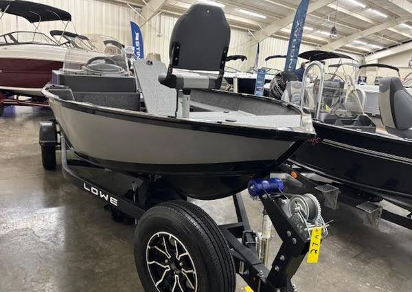 Lowe FM-1775-SC-TOURNAMENT-SIDE-CONSOLE image