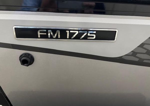 Lowe FM-1775-SC-TOURNAMENT-SIDE-CONSOLE image