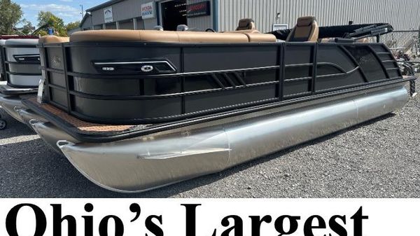 Bentley Pontoons 223 Elite Swingback 