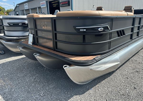Bentley-pontoons 223-ELITE-SWINGBACK image