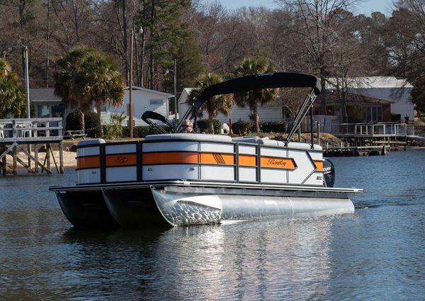 Bentley-pontoons BOLT-223 image