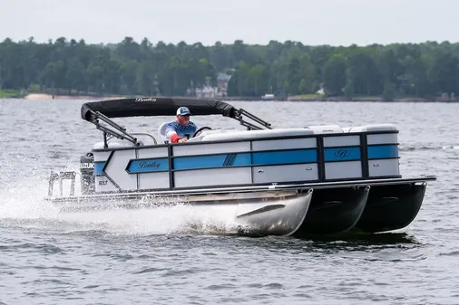 Bentley-pontoons BOLT-223 image