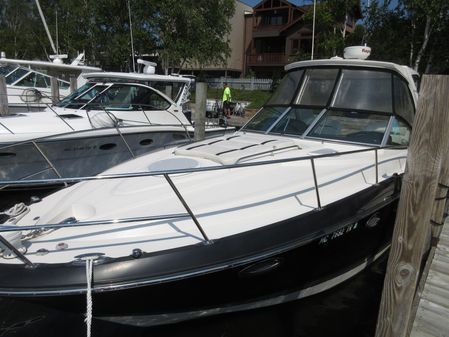 Monterey 320 Sport Yacht image
