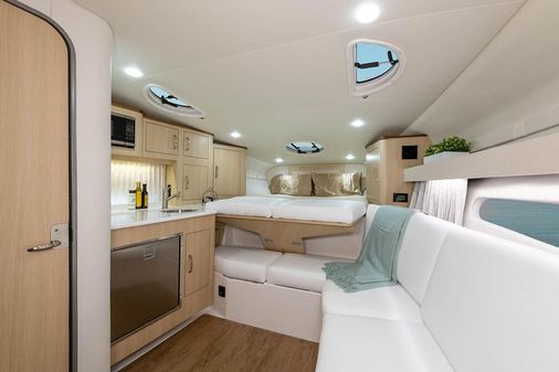 Regal 33-EXPRESS image