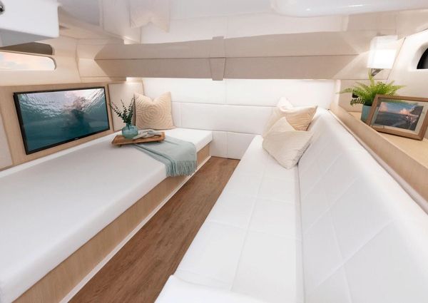 Regal 36-GRANDE-COUPE image