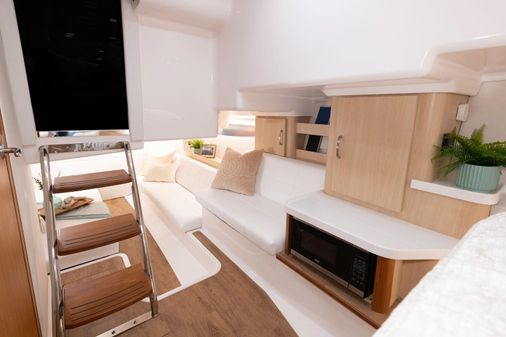 Regal 36-GRANDE-COUPE image