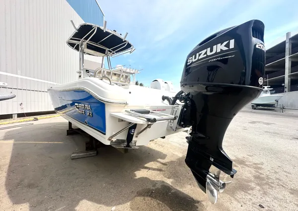 Carolina Skiff 23 Ultra Elite image