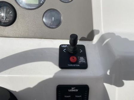Sealine F34 image