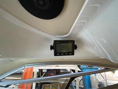 Sealine F34 image