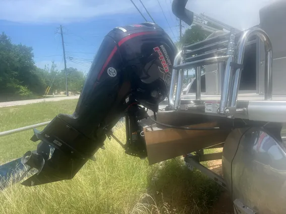 Harris FloteBote 210 Breeze image