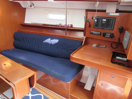 Beneteau 343 image