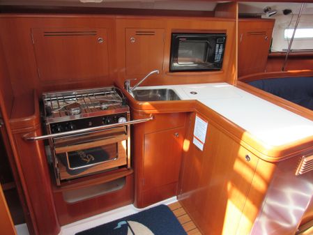 Beneteau 343 image