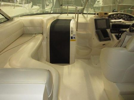 Cruisers Yachts 4270 Esprit image