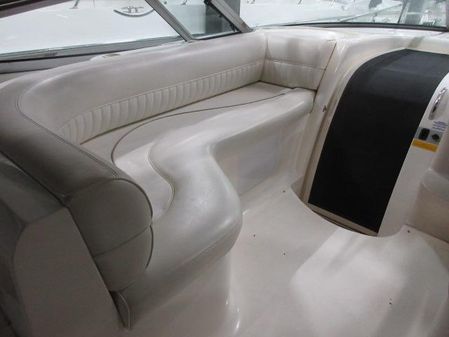 Cruisers Yachts 4270 Esprit image