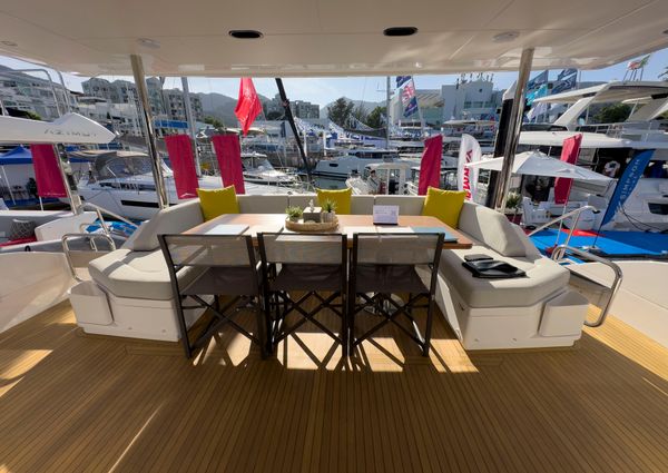 Azimut GRANDE-25-METRI image