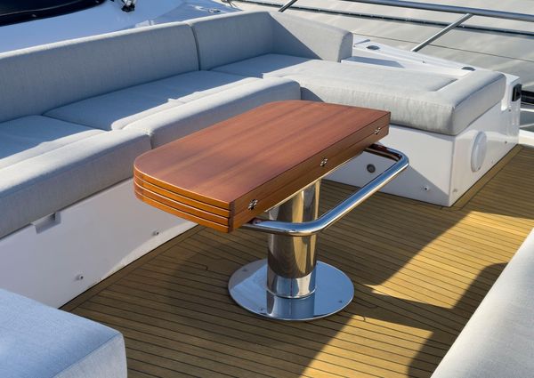 Azimut GRANDE-25-METRI image