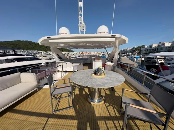 Azimut GRANDE-25M image