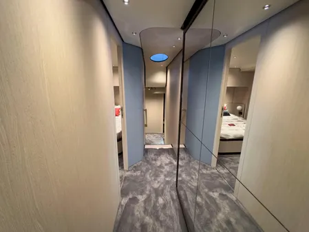 Azimut GRANDE-25M image