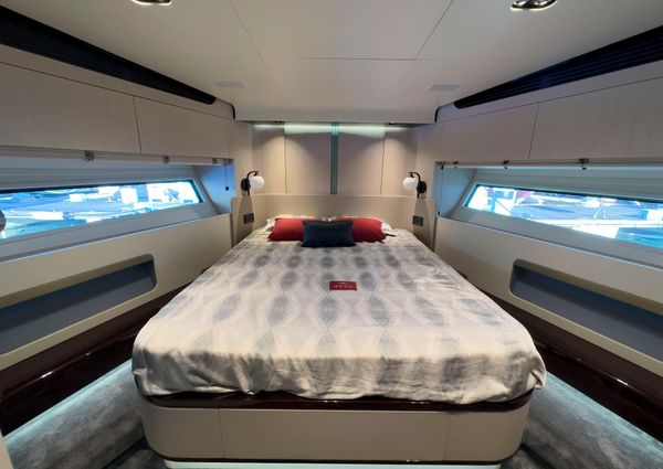 Azimut GRANDE-25-METRI image