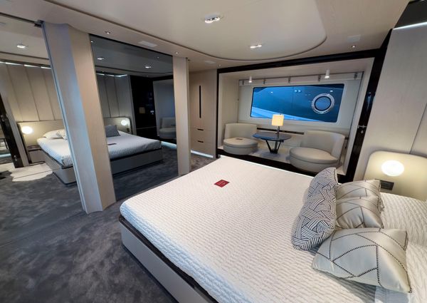 Azimut GRANDE-25-METRI image