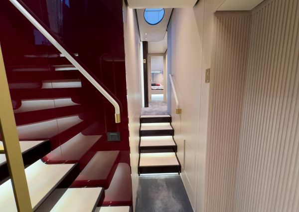 Azimut GRANDE-25-METRI image