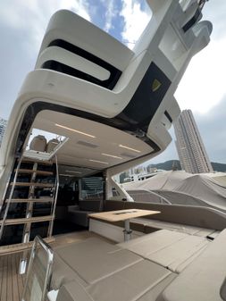 Fairline SQUADRON-53 image