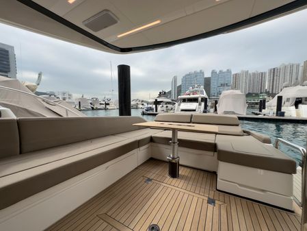 Fairline SQUADRON-53 image