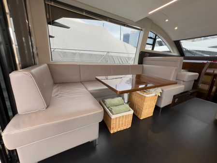 Fairline SQUADRON-53 image