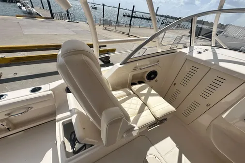 Grady-White Adventure 218 image