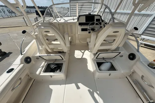 Grady-White Adventure 218 image