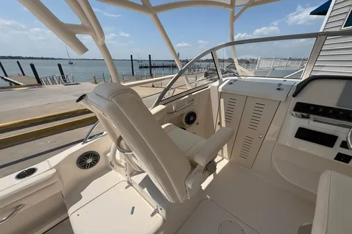 Grady-White Adventure 218 image