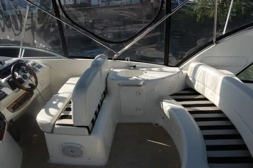 Meridian 411 Sedan image