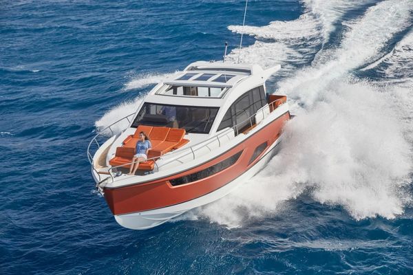 Sealine C430 - main image