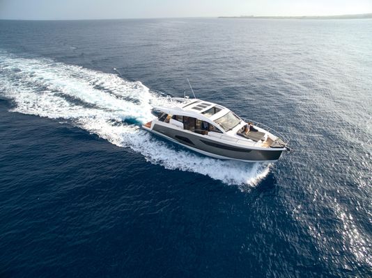 Sealine C530 - main image