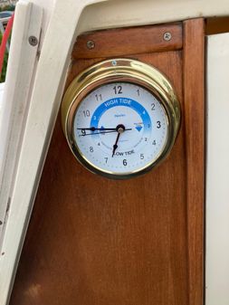 Hunter 26 image
