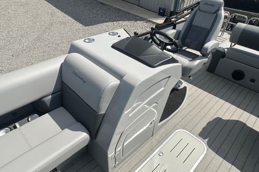 Bentley-pontoons 223-ELITE-SWINGBACK image