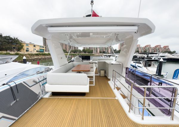 Azimut FLY-60-FLYBRIDGE image