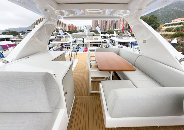 Azimut FLY-60-FLYBRIDGE image